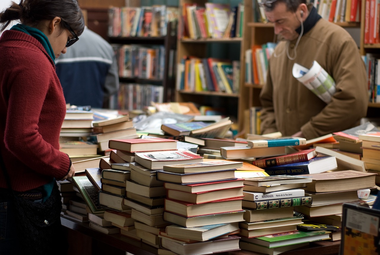 Second-hand or "pre-loved" books are often in great condition and could be a useful gift or stocking filler for loved ones at Christmas.